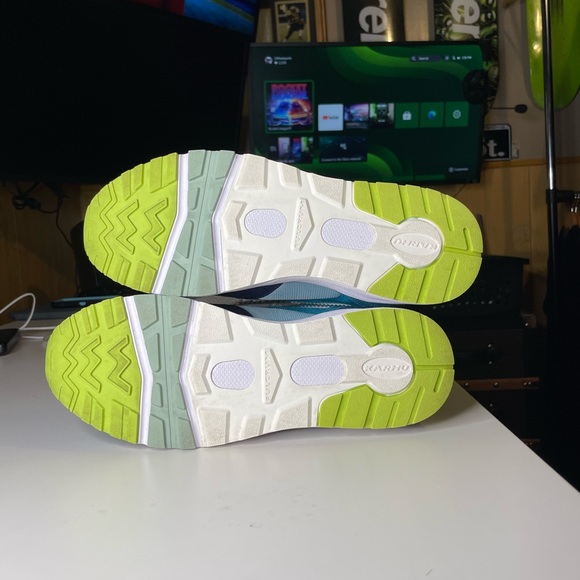 KARHU FUSION 2.0 OCEAN DEPTHS / FOGGY DEW
Mens size 10 - Picture 8 of 9